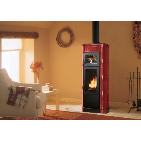 Stufa a legna Palazzetti Elisa con forno ceramica rosso bordeaux